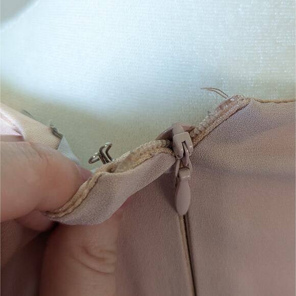 ASOS Maternity Blush Pink Midi Sleeveless Pleated Overlay Formal Dress Size 8 - Picture 5 of 9